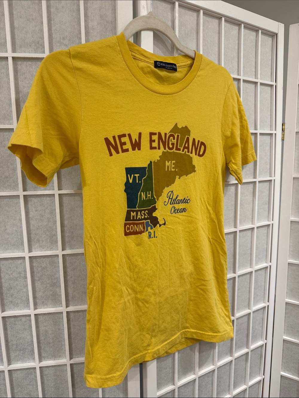 Kiel James Patrick Yellow New England Graphic Tee Size XS - Picture 2 of 5